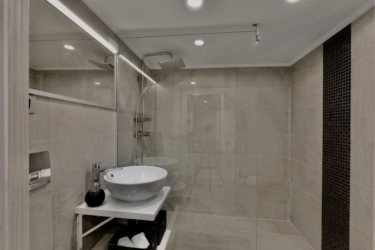 Venari Apartments, リエカ エクステリア 写真